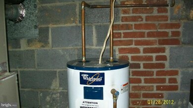 111 Meem Ave, Gaithersburg, MD 20877 - photo 2