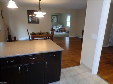 1504 Hilton Dr, Akron, OH 44313 - photo 5