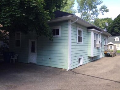 537 Dartmouth 1