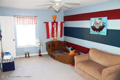 Huge Bedroom 1