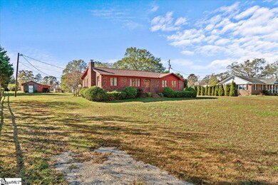 201 Fairground Rd, Simpsonville, SC 29680 - photo 2