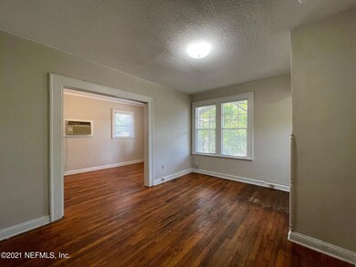 1718 Pine Grove Ave unit 3, Jacksonville, FL 32205 - photo 3