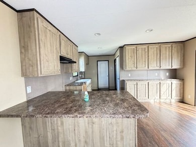 331 Gordy Rd Trlr 14, Bacliff, TX 77518 - photo 2