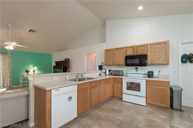 2711 NE 4th Place, Cape Coral, FL 33909 - photo 5