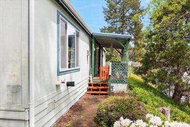 5648 Foothill Blvd unit 10, Rogue River, OR 97537 - photo 4