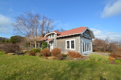 39 E Chop Dr, Oak Bluffs, MA 02557 - photo 6