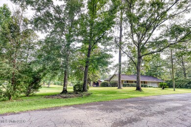 1905 Shady Point Circle-9