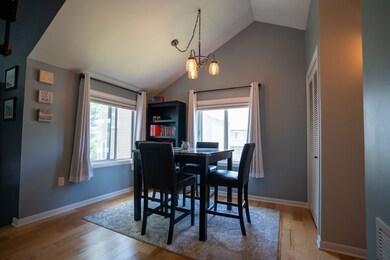 32 Autumn Ln, Amherst, MA 01002 - photo 7