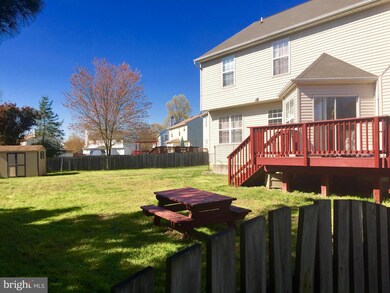 7407 Acacia Ct, Clinton, MD 20735 - photo 3