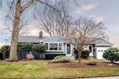 38 Everbloom Dr, Cranston, RI 02920 - photo 2