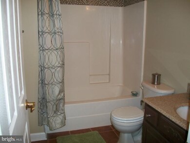 8109 Chester Ct, Spotsylvania, VA 22553 - photo 5