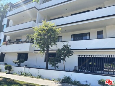 8568 Burton Way unit 101, Los Angeles, CA 90048 - photo 3