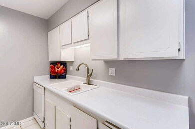 17622 N 104th Ave, Sun City, AZ 85373 - photo 4