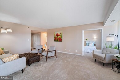 3709 S George Mason Dr unit 406E, Baileys Crossroads, VA 22041 - photo 3