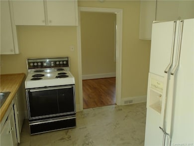 419 N Center St, Statesville, NC 28677 - photo 2
