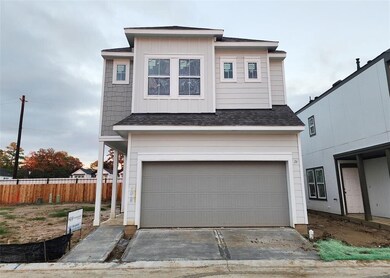 5608 Green Rise Ln, Houston, TX 77091 - photo 2