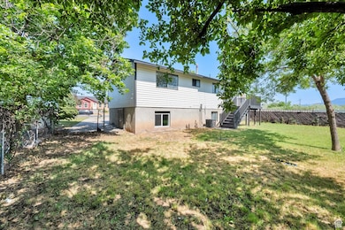 282 E 925 S, Layton, UT 84041 - photo 6