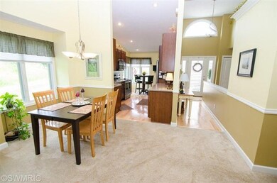 2541 Highridge Ln SE unit 48, Grand Rapids, MI 49546 - photo 4