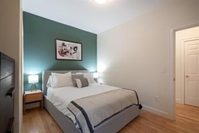 674 Washington St unit 6, Brookline, MA 02446 - photo 4