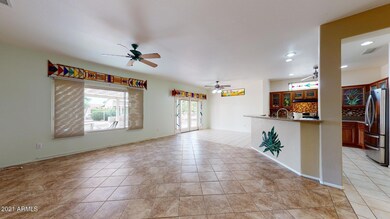 20318-N-Queen-Palm-Ln-11162021_233047