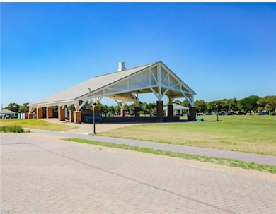 809 N 1st St, Hampton, VA 23664 - photo 5