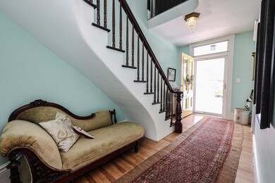 49 Lyndon St, Concord, NH 03301 - photo 4