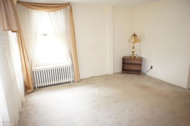 284 Mallory Ave, Staten Island, NY 10305 - photo 4