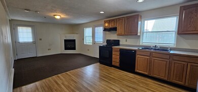 19 McDonald St unit B, Spencer, MA 01562 - photo 4