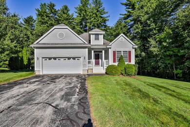 62 Sawgrass Cir, Londonderry, NH 03053 - photo 2