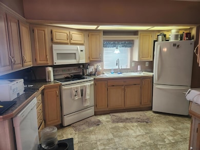 9649 E 36th St, Yuma, AZ 85365 - photo 7