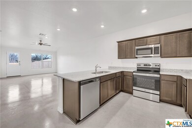 522 Lost Trail, Copperas Cove, TX 76522 - photo 2