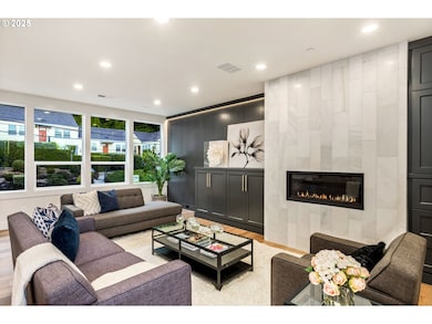 207 S Nebraska St, Portland, OR 97239 - photo 7