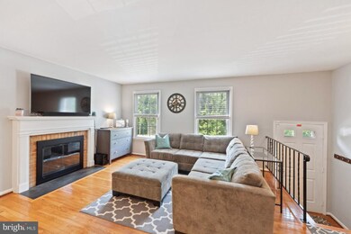 5741 Richardson Mews Square, Halethorpe, MD 21227 - photo 2