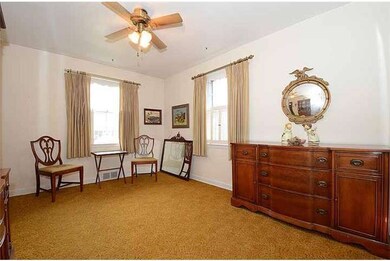 132 Walnut Hill Ln, Havertown, PA 19083 - photo 3