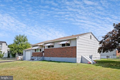 711 W 12th St, New Castle, DE 19720 - photo 2