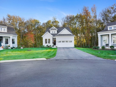 945 Mackenzie Ln unit 945, Oxford, CT 06478 - photo 2