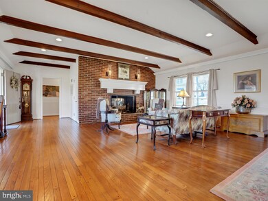 246 Mccoy Ln, Leesport, PA 19533 - photo 3