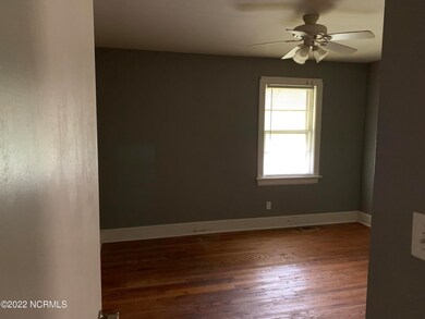 1148 Bedroom 1 - Master