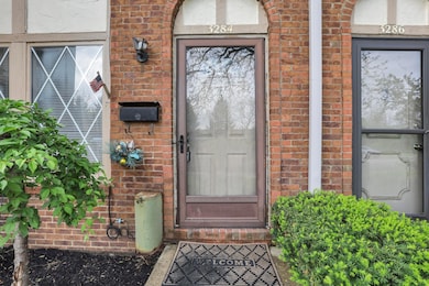 3284 Valley Ln S unit Z10, Columbus, OH 43231 - photo 2