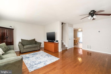 87 Danbury Ct, East Windsor, NJ 08520 - photo 2
