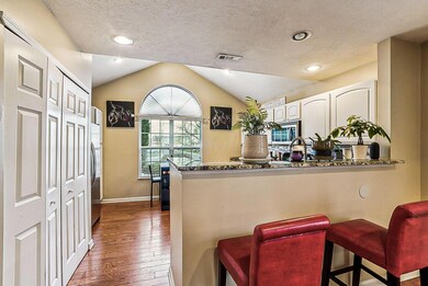4-web-or-mls-8426-diversey-loop