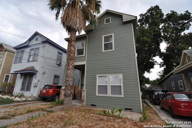 712 Marshall St unit B, San Antonio, TX 78212 - photo 2