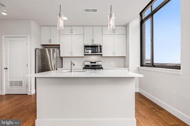 2000 Clarendon Blvd unit 1006, Arlington, VA 22201 - photo 5