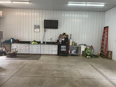 9211 Jacksontown Rd, Jacksontown, OH 43030 - photo 4