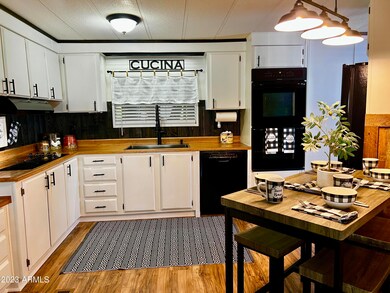 Complete Kitchen