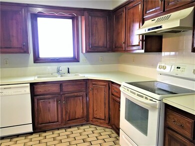 67 Davis Cir, Bella Vista, AR 72715 - photo 4