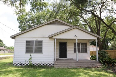 803 Ringold St, Houston, TX 77088 - photo 2