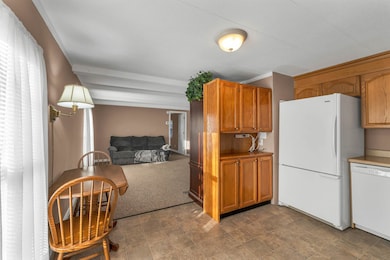 9 Strawberry Ln, Concord, NH 03301 - photo 5