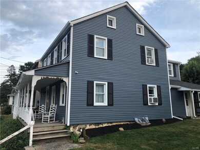 320 Franklin St, Alburtis, PA 18011 - photo 2