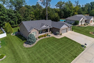 55 Independence Dr, Highland, IL 62249 - photo 5